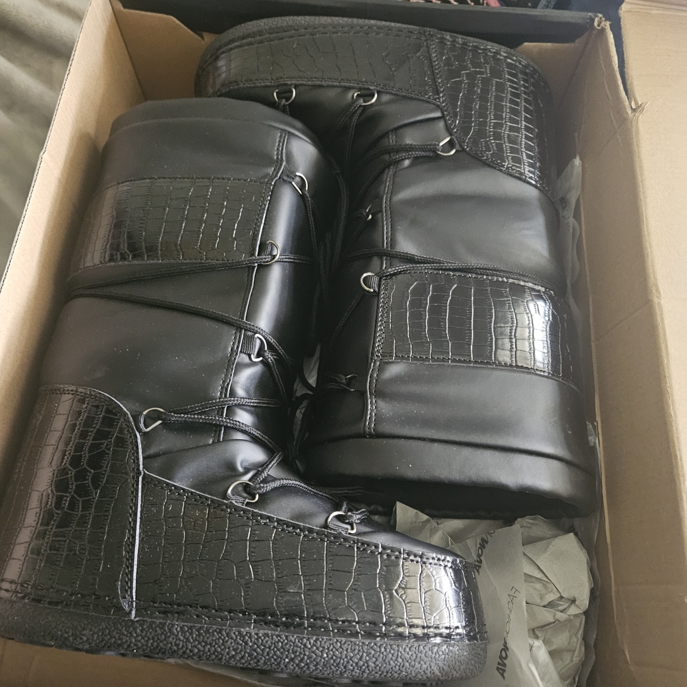 Tornto Black Ski Boots